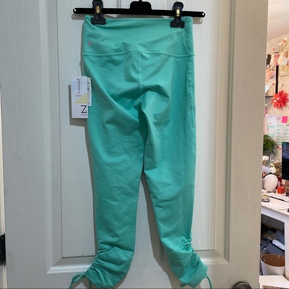 New Z By Zella Women's High Waist Ruched Tie Hem 7/8 Leggings Green size XS nwt - Picture 4 of 6
